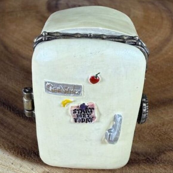 Vintage Boyds Bears Granny's Icebox with Frosty McNibble Treasure Box - Picture 12 of 14